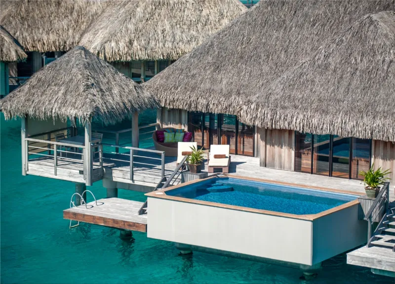Bora Bora luxurious resorts