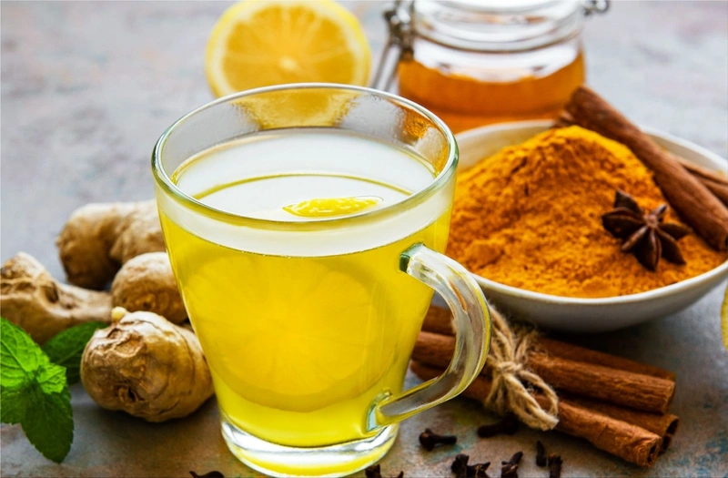 Ginger tea with turmeric