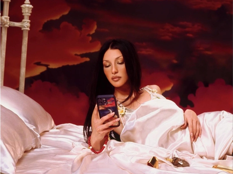 Bella Hadid phone case